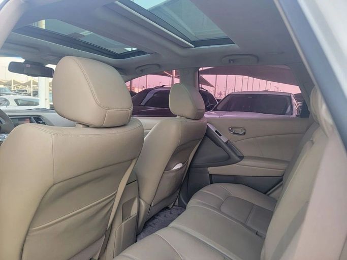 Подержанный Nissan Murano II (Z51) Рестайлинг 2, 3.5 л, 2014 в Шардже от Al Sada used cars Белый цвет. GCC | AUTO.AE