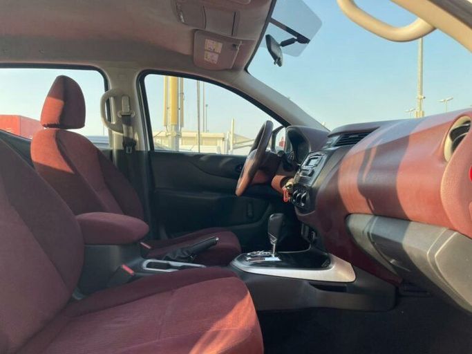 Новый Nissan Navara (Frontier) IV (D23), 2.5 л, 2019 в Шардже от Al Aram Cars Белый цвет. GCC | AUTO.AE