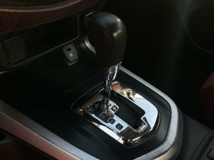 Новый Nissan Navara (Frontier) IV (D23), 2.5 л, 2017 в Шардже от Al Aram Cars Белый цвет. GCC | AUTO.AE