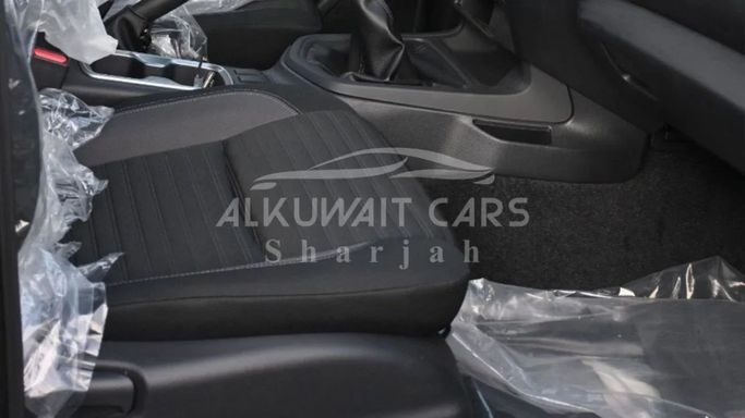 Новый Nissan Navara (Frontier) IV (D23), 2.3 л, 2023 в Шардже от Nour Alnukhba Motors Зеленый цвет. Other | AUTO.AE