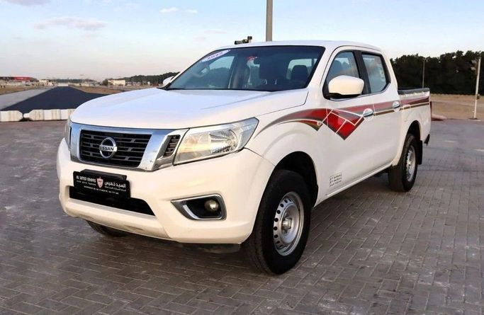 Подержанный Nissan Navara (Frontier) IV (D23), 2.5 л, 2022 в Шардже от Al Sayed Khamis Used Cars Белый цвет. GCC | AUTO.AE
