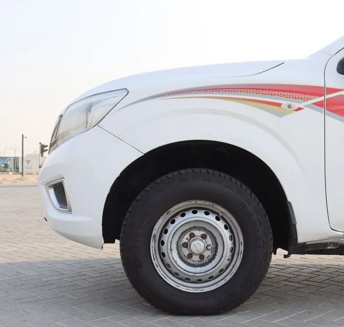 Used Nissan Navara (Frontier) IV (D23), 2.5 l, 2020 in Sharjah by Al Sayed Khamis Used Cars, White color. GCC Specs | AUTO.AE