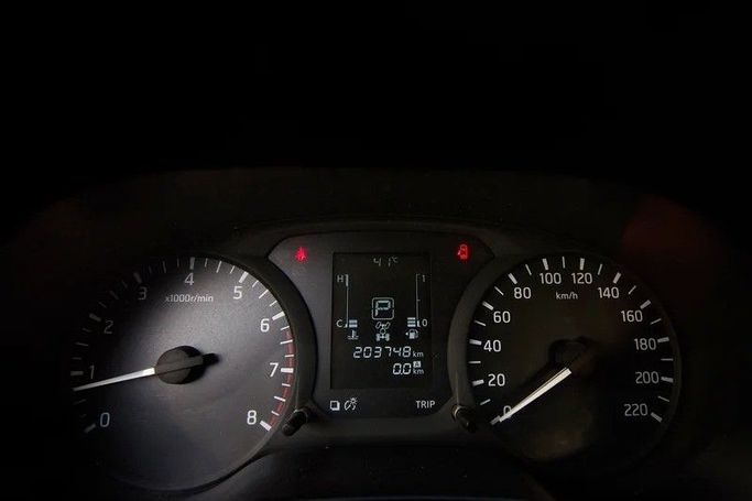 Used Nissan Navara (Frontier) IV (D23), 2.5 l, 2019 in Sharjah by First Choice Cars, White color. GCC Specs | AUTO.AE