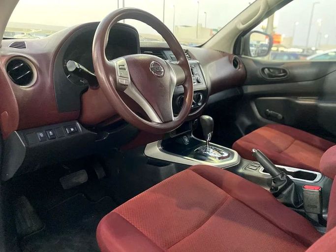 Подержанный Nissan Navara (Frontier) IV (D23), 2.5 л, 2020 в Шардже от Al Saqr Al Mutaliq Белый цвет. GCC | AUTO.AE