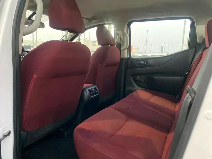 Подержанный Nissan Navara (Frontier) IV (D23), 2.5 л, 2020 в Шардже от Al Saqr Al Mutaliq Белый цвет. GCC | AUTO.AE