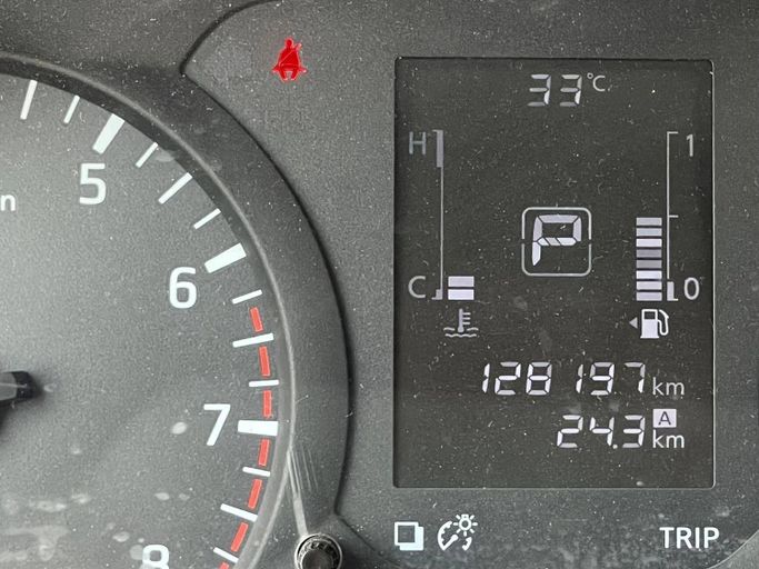 مستعملة Nissan Navara (Frontier) IV (D23)، 2.5 لتر، 2022 في الإمارات، الشارقة من MOHAMAD ELSAYED KHAMIS 98، اللون أبيض. مواصفات الخليج | AUTO.AE | إعلان #295494 — صورة 15 من 15