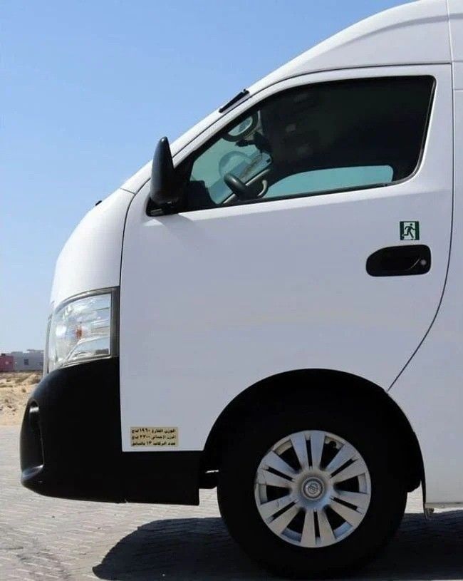 Подержанный Nissan NV350 Caravan I Рестайлинг, 2.5 л, 2020 в Шардже от Al Sayed Khamis Used Auto Trading Белый цвет. GCC | AUTO.AE