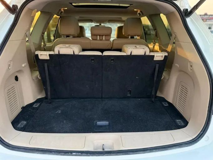 Подержанный Nissan Pathfinder IV Рестайлинг, 3.5 л, 2018 в Шардже от Al Sayed Ezzat Khamis Белый цвет. Other | AUTO.AE