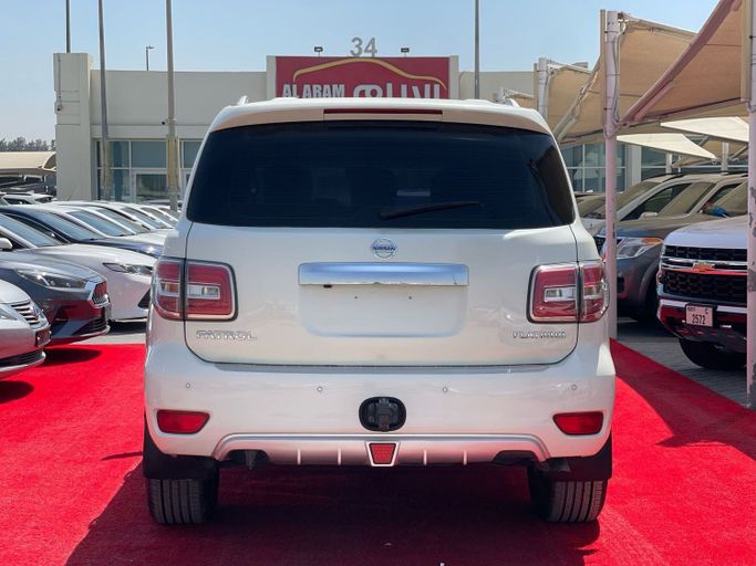 Подержанный Nissan Patrol VI (Y62) Рестайлинг, 5.6 л, 2014 в Шардже от Al Aram Cars Белый цвет. GCC | AUTO.AE
