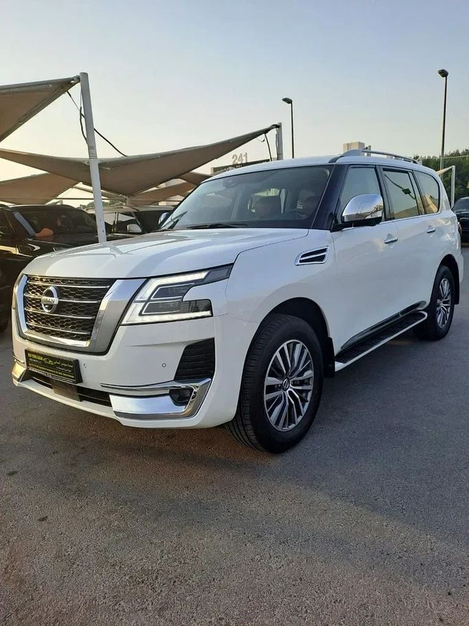 Новый Nissan Patrol VI (Y62) Рестайлинг 2, 4.0 л, 2020 в Шардже от Imad Younis Almani used Cars Белый цвет. GCC | AUTO.AE