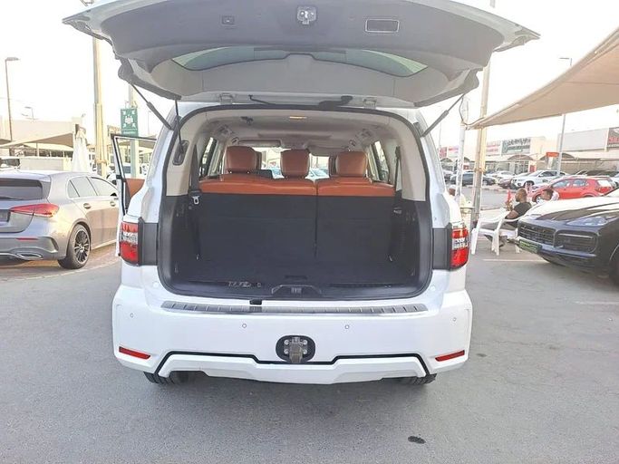 Новый Nissan Patrol VI (Y62) Рестайлинг 2, 4.0 л, 2020 в Шардже от Imad Younis Almani used Cars Белый цвет. GCC | AUTO.AE