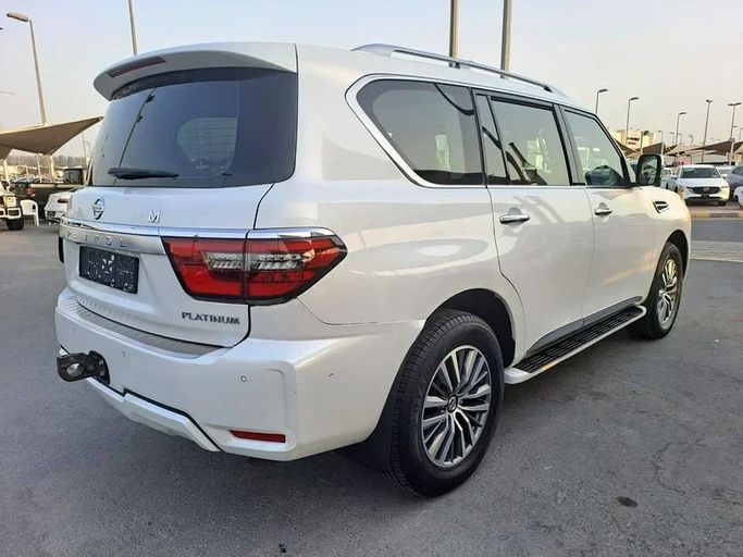 Новый Nissan Patrol VI (Y62) Рестайлинг 2, 4.0 л, 2020 в Шардже от Imad Younis Almani used Cars Белый цвет. GCC | AUTO.AE