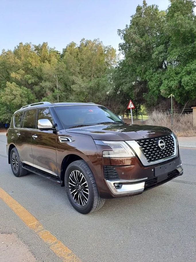 New Nissan Patrol VI (Y62) Facelift, 5.6 l, 2017 in Sharjah by Imad Younis Almani used Cars, Brown color. GCC Specs | AUTO.AE