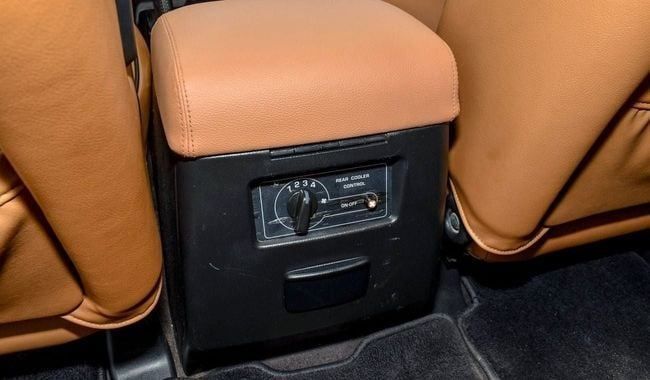 Подержанный Nissan Patrol V (Y61) Рестайлинг, 4.8 л, 2019 в Шардже от Abo Saif Белый цвет. GCC | AUTO.AE