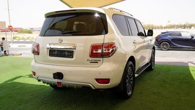 Подержанный Nissan Patrol VI (Y62) Рестайлинг, 5.6 л, 2016 в Шардже от Abo Saif Белый цвет. GCC | AUTO.AE