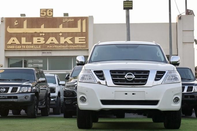 Подержанный Nissan Patrol VI (Y62) Рестайлинг, 4.0 л, 2017 в Шардже от Al Bake Used Cars Белый цвет. GCC | AUTO.AE