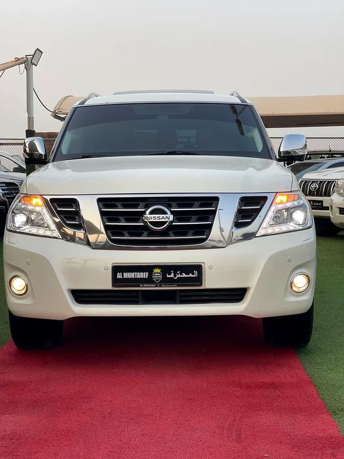 Used Nissan Patrol VI (Y62) Facelift 2, 5.6 l, 2019 in Sharjah by Al Muhtaref Used Cars, White color. GCC Specs | AUTO.AE