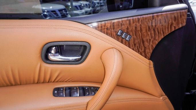 Used Nissan Patrol VI (Y62) Facelift, 4.0 l, 2016 in Sharjah by Alsaadi Motors, Black color. Other | AUTO.AE