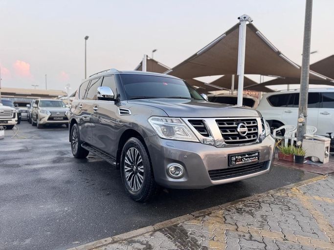 Used Nissan Patrol VI (Y62) Facelift, 4.0 l, 2017 in Sharjah by Al Ostoura Used Cars, Grey color. Other | AUTO.AE