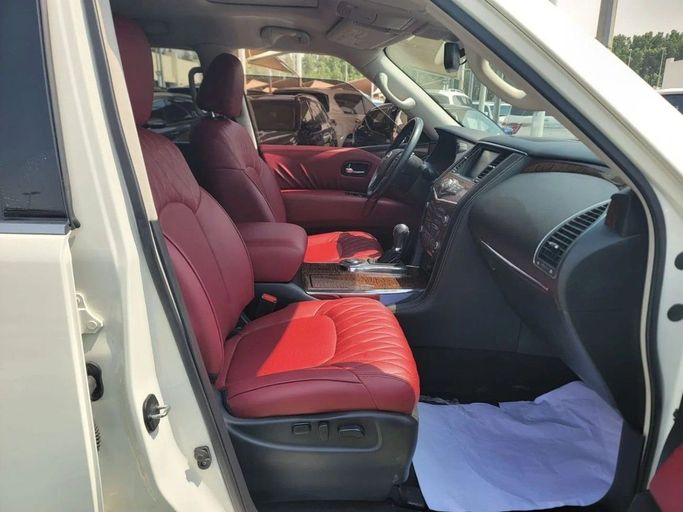 Подержанный Nissan Patrol VI (Y62) Рестайлинг 2, 5.6 л, 2020 в Шардже от Tabarak Used Cars Белый цвет. Американская | AUTO.AE