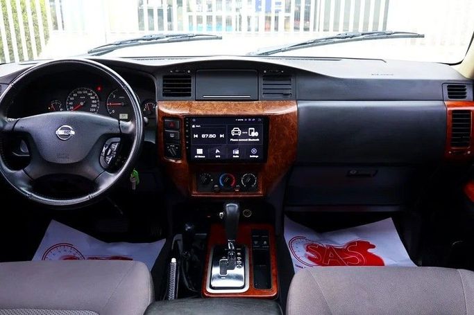 Подержанный Nissan Patrol V (Y61) Рестайлинг, 4.8 л, 2021 в Шардже от Al Rukin Al Saudi Белый цвет. GCC | AUTO.AE