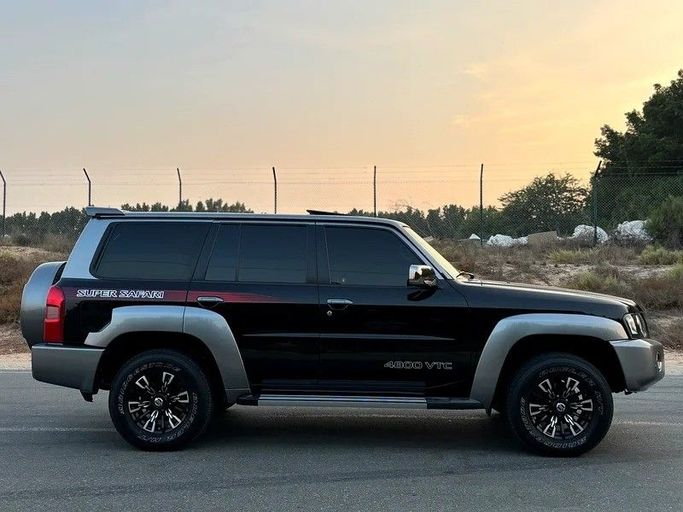 Used Nissan Patrol V (Y61) Facelift, 4.8 l, 2023 in Sharjah by Almasar Used Cars, Black color. GCC Specs | AUTO.AE
