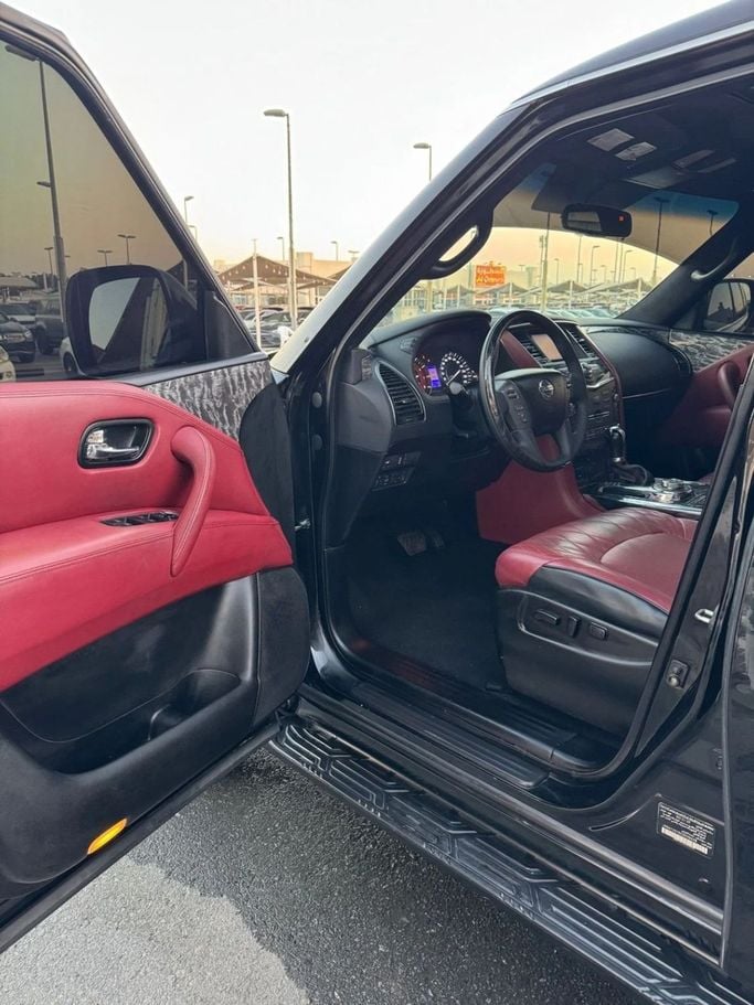 Used Nissan Patrol VI (Y62), 5.6 l, 2012 in Sharjah by Titanium Used Cars, Black color. GCC Specs | AUTO.AE
