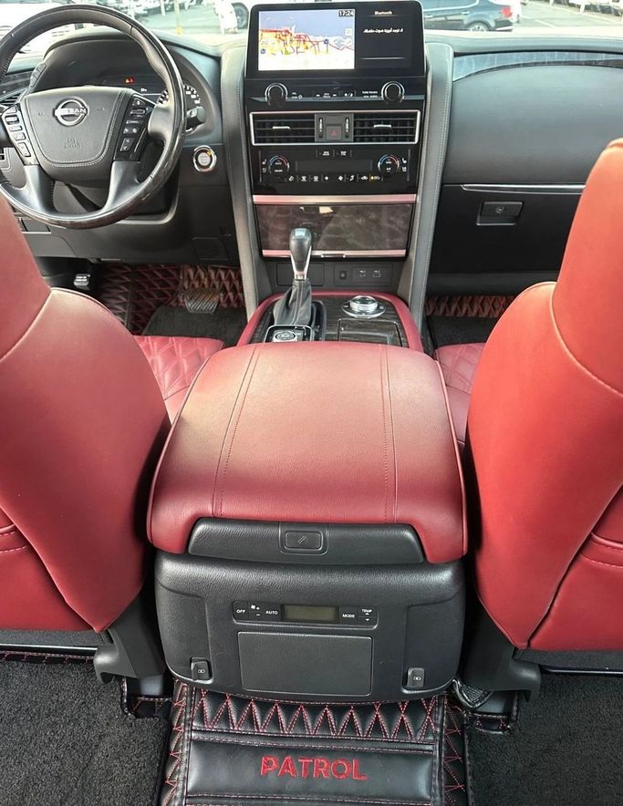 Used Nissan Patrol VI (Y62) Facelift 2, 5.6 l, 2024 in Sharjah by Titanium Used Cars, Silver color. GCC Specs | AUTO.AE