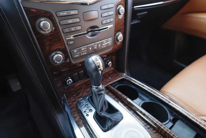 Used Nissan Patrol VI (Y62) Facelift, 5.6 l, 2017 in Sharjah by Qasr Al Furqan Used Cars, White color. GCC Specs | AUTO.AE