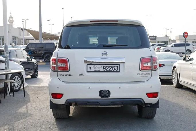Used Nissan Patrol VI (Y62) Facelift, 5.6 l, 2017 in Sharjah by Qasr Al Furqan Used Cars, White color. GCC Specs | AUTO.AE