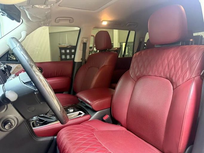 Used Nissan Patrol VI (Y62) Facelift 2, 5.6 l, 2024 in Sharjah by Speed Cars, Grey color. GCC Specs | AUTO.AE