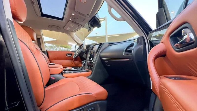 Подержанный Nissan Patrol VI (Y62) Рестайлинг 2, 5.6 л, 2021 в Шардже от Ali Abood Used Cars Черный цвет. GCC | AUTO.AE