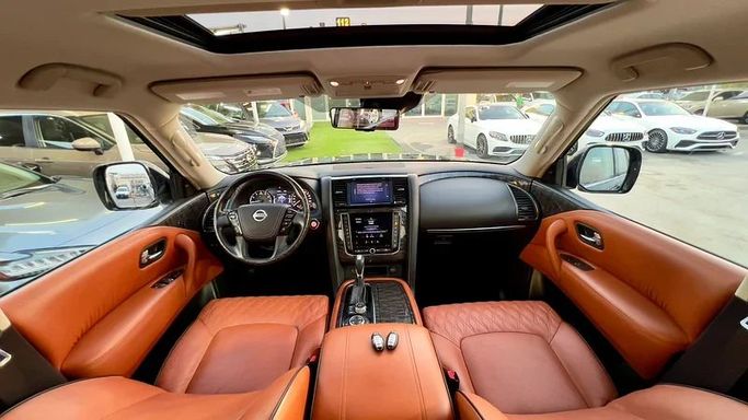 Подержанный Nissan Patrol VI (Y62) Рестайлинг 2, 5.6 л, 2021 в Шардже от Ali Abood Used Cars Черный цвет. GCC | AUTO.AE