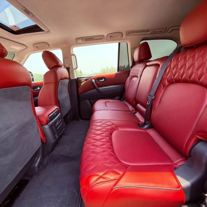 Подержанный Nissan Patrol VI (Y62) Рестайлинг, 5.6 л, 2018 в Шардже от Sarmad Cars Золотистый цвет. GCC | AUTO.AE