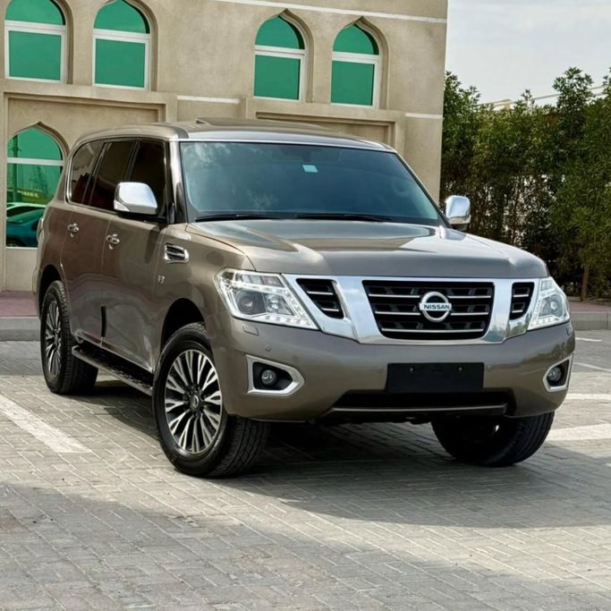 Подержанный Nissan Patrol VI (Y62) Рестайлинг, 5.6 л, 2018 в Шардже от Sarmad Cars Коричневый цвет. Other | AUTO.AE