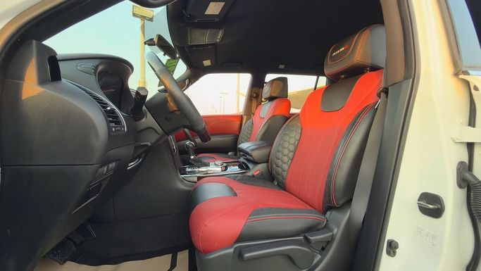 Used Nissan Patrol VI (Y62) Facelift 2, 4.0 l, 2020 in Sharjah by Badar Used Cars, White color.  | AUTO.AE