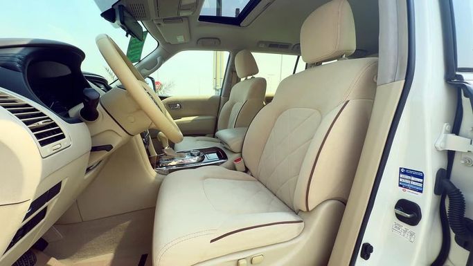 Used Nissan Patrol VI (Y62) Facelift, 5.6 l, 2019 in Sharjah by Badar Used Cars, White color.  | AUTO.AE