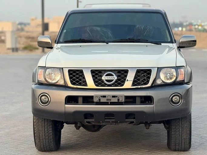 Used Nissan Patrol V (Y61) Facelift, 4.8 l, 2024 in Sharjah by Al Ahd Used Cars, White color. GCC Specs | AUTO.AE