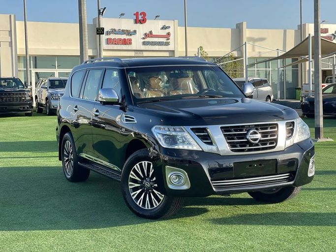 Used Nissan Patrol VI (Y62) Facelift, 5.6 l, 2016 in Sharjah by Badar Used Cars, Black color.  | AUTO.AE