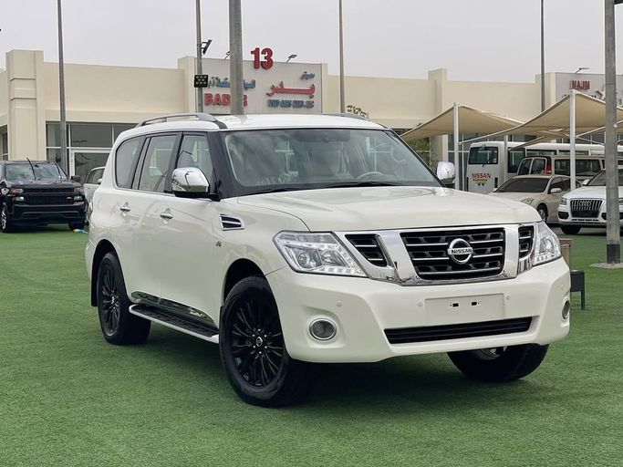 Used Nissan Patrol VI (Y62), 5.6 l, 2014 in Sharjah by Badar Used Cars, White color.  | AUTO.AE