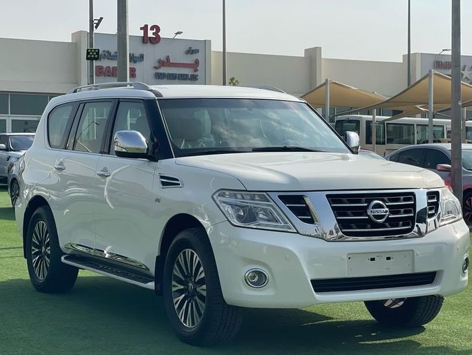 Used Nissan Patrol VI (Y62), 5.6 l, 2013 in Sharjah by Badar Used Cars, White color.  | AUTO.AE