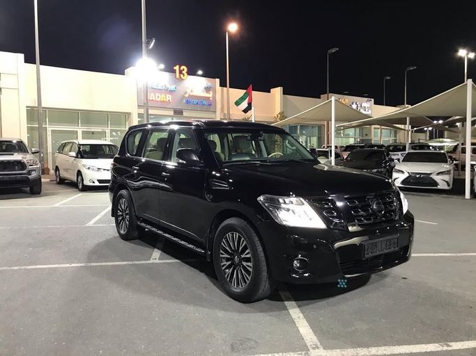 Used Nissan Patrol VI (Y62), 5.6 l, 2013 in Sharjah by Badar Used Cars, Black color.  | AUTO.AE