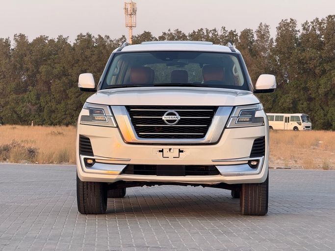 Подержанный Nissan Patrol VI (Y62) Рестайлинг 2, 5.6 л, 2020 в Шардже Белый цвет. GCC | AUTO.AE | Объявление #270618
