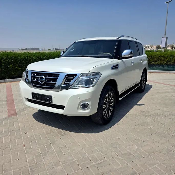 Подержанный Nissan Patrol VI (Y62) Рестайлинг, 5.6 л, 2014 в ОАЭ, Шарджа от AL HAMOOR AL THAHABI Белый цвет. GCC | AUTO.AE | Объявление #279225