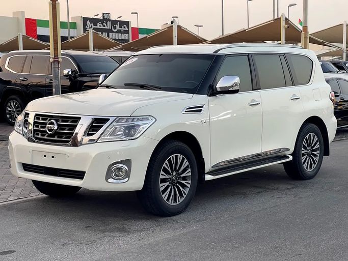 Used ⁦Nissan Patrol VI (Y62) Facelift, 5.6 l, 2018⁩ in UAE, Sharjah by ASAL ALHAIBAH USED CARS, White color. GCC Specs | AUTO.AE | Listing #287339