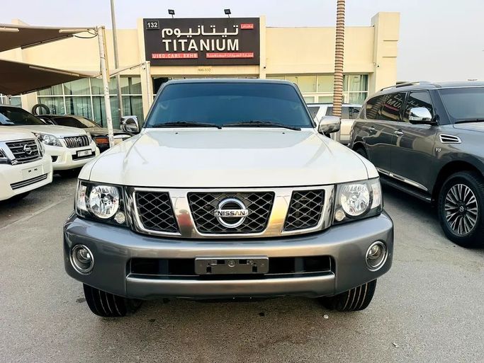 مستعملة ⁦Nissan Patrol عملية فيس ليفت V (Y61)، 4.8 l، 2020⁩ في في الإمارات, الشارقة من ASAL ALHAIBAH USED CARS، اللون أبيض. مواصفات الخليج | AUTO.AE | إعلان #287377