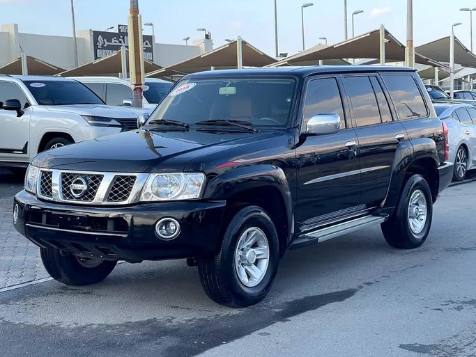 مستعملة ⁦Nissan Patrol عملية فيس ليفت V (Y61)، 4.8 l، 2019⁩ في في الإمارات, الشارقة من ASAL ALHAIBAH USED CARS، اللون أسود. مواصفات الخليج | AUTO.AE | إعلان #287391