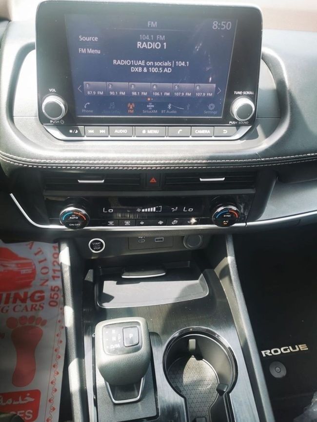 Подержанный Nissan Rogue III, 1.5 л, 2023 в Шардже от Tabarak Used Cars Серый цвет. Американская | AUTO.AE