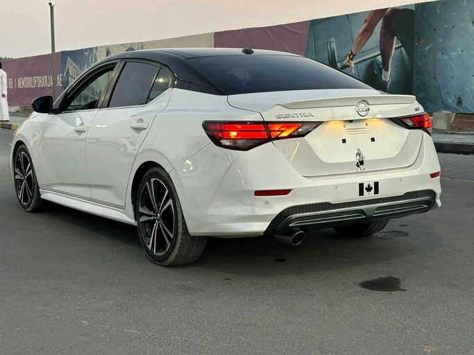 Used Nissan Sentra VIII (B18), 2.0 l, 2021 in Sharjah by Golden Deal Cars, White color. American Specs | AUTO.AE
