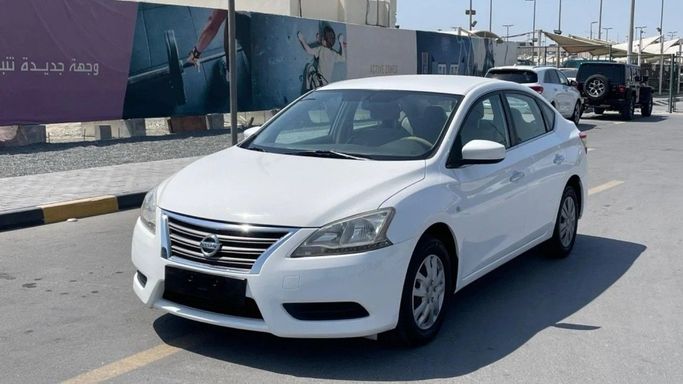 Подержанный Nissan Sentra VII (B17), 1.6 л, 2014 в Шардже от Halla Cars Белый цвет. GCC | AUTO.AE